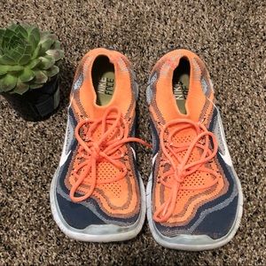 Nike frees running shoes